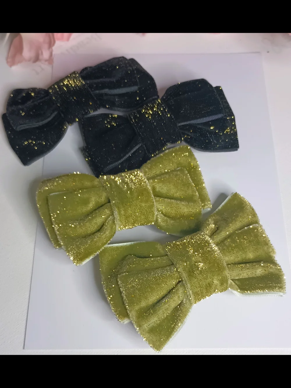 Velvet Glitter Bow Hair Clips for Kids - Olive & Black🎀✨